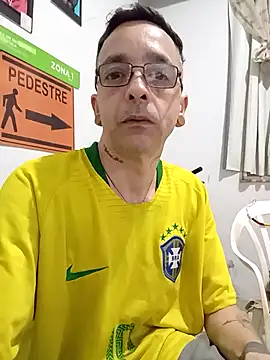 Snapshot of dinho_carioca chatting on October 11, 2025, 2:15 pm dinho carioca online show from October 11, 2025, 2:15 pm