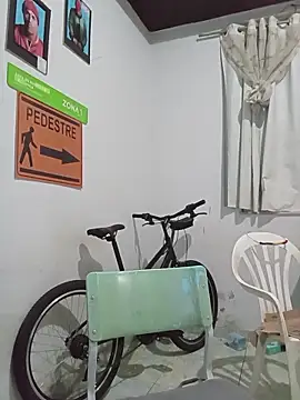 Snapshot of dinho_carioca chatting on November 6, 2025, 2:40 pm dinho carioca online show from November 6, 2025, 2:40 pm