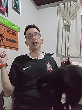 Snapshot of dinho_carioca chatting on November 18, 2025, 9:58 am dinho carioca online show from November 18, 2025, 9:58 am