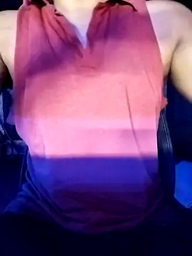 HIIMSINGLEBOY online show from October 5, 2025, 5:17 am