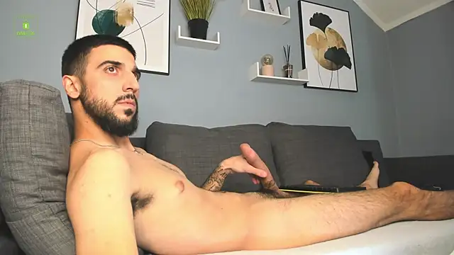 Zeyn Edwards online show from October 1, 2025, 4:24 pm