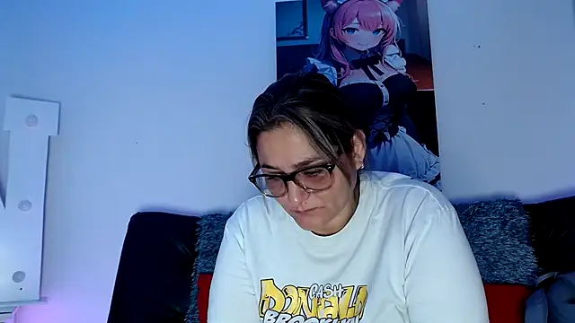 LAHILA COOPERR online show from October 24, 2025, 12:23 pm