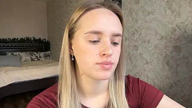 ElisabetLorney online show from December 16, 2025, 8:19 am