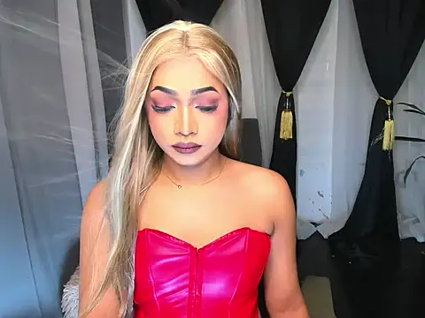 Snapshot of WenceSmith chatting on October 7, 2025, 12:02 pm WenceSmith online show from October 7, 2025, 12:02 pm