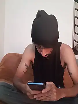 Snapshot of Alejandro92_cali chatting on May 29, 2026, 3:54 pm Alejandro92 cali online show from May 29, 2026, 3:54 pm