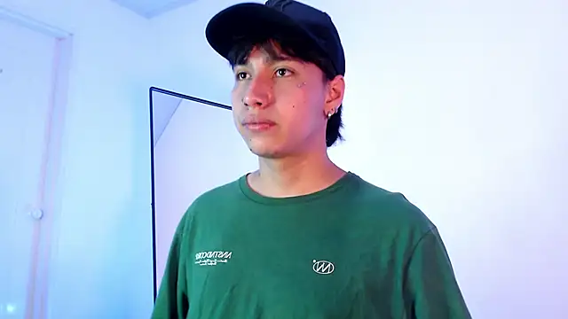 Snapshot of AngelFlexxx chatting on September 8, 2025, 8:08 pm AngelFlexxx online show from September 8, 2025, 8:08 pm