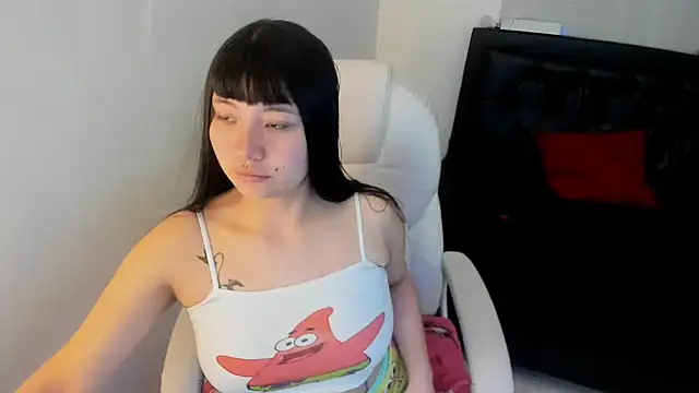 Snapshot of Zulema_R1 chatting on November 28, 2025, 2:47 am Zulema R1 online show from November 28, 2025, 2:47 am