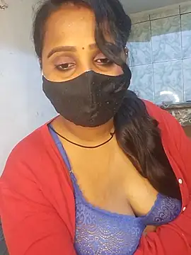 Minu love online show from February 25, 2026, 9:02 pm