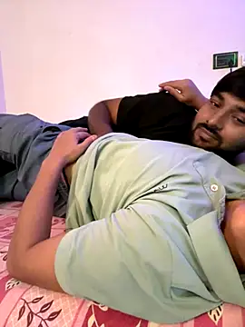 Snapshot of Naughty_couple_live chatting on October 26, 2025, 6:41 am Naughty couple live online show from October 26, 2025, 6:41 am