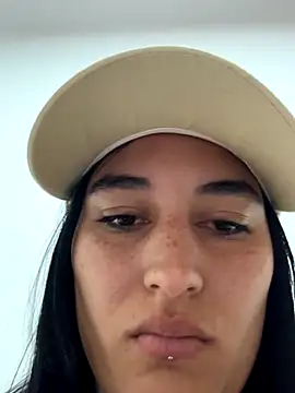 Snapshot of Scarlett_12 chatting on September 17, 2025, 11:56 am Scarlett 12 online show from September 17, 2025, 11:56 am