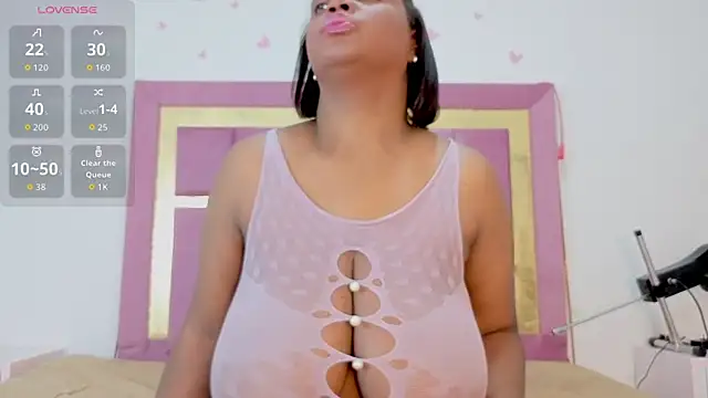 PenelopeBoobss online show from June 10, 2026, 9:35 pm
