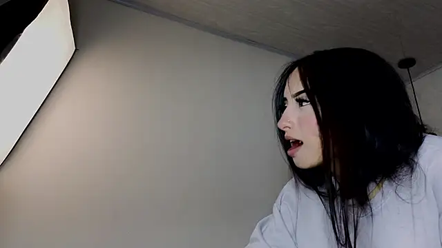 Snapshot of antonellariva_ chatting on January 9, 2026, 7:48 pm antonellariva online show from January 9, 2026, 7:48 pm