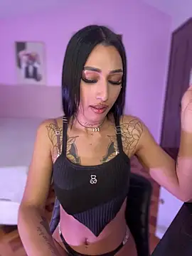  Denisse444 online show from September 17, 2025, 8:54 pm