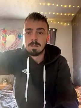 jaycoy22 online show from September 24, 2025, 1:14 pm