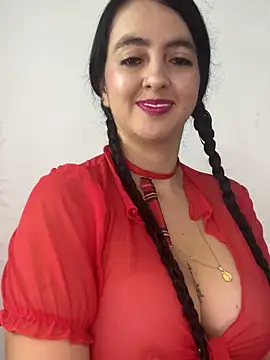 salo-rousee online show from February 8, 2026, 6:55 pm