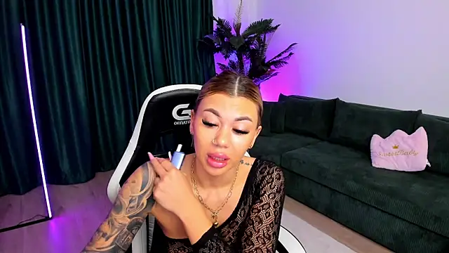 xPuka online show from February 4, 2026, 5:30 pm