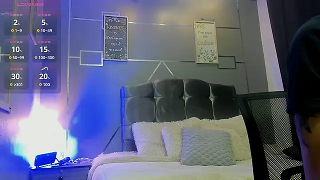 Snapshot of oliver_mr_ chatting on November 26, 2025, 8:21 pm oliver mr online show from November 26, 2025, 8:21 pm