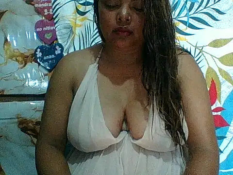 Snapshot of SEXY_METISE chatting on May 17, 2026, 8:01 am SEXY METISE online show from May 17, 2026, 8:01 am