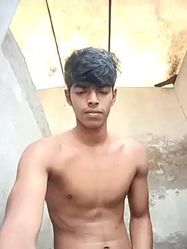 monster 33 online show from November 4, 2025, 11:09 am