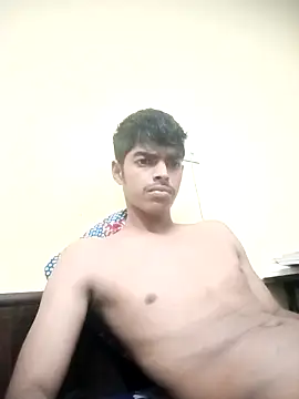 monster 33 online show from May 11, 2026, 1:39 pm