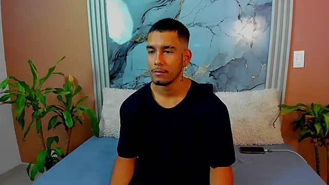 Snapshot of chatting on October 17, 2025, 11:13 am online show from October 17, 2025, 11:13 am