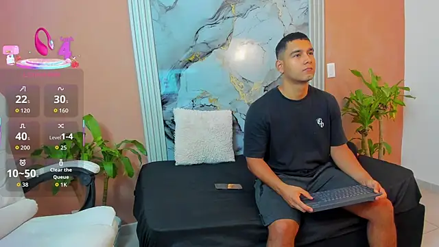 Snapshot of chatting on December 3, 2025, 11:19 am online show from December 3, 2025, 11:19 am