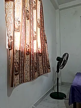 Snapshot of BeautyGirl_sara chatting on January 8, 2026, 7:10 am BeautyGirl sara online show from January 8, 2026, 7:10 am