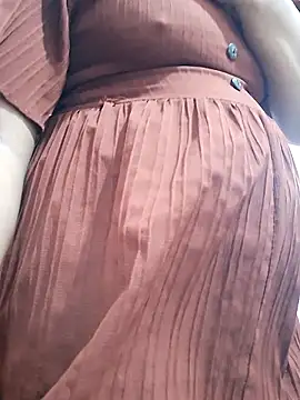 Snapshot of BeautyGirl_sara chatting on February 1, 2026, 5:28 am BeautyGirl sara online show from February 1, 2026, 5:28 am