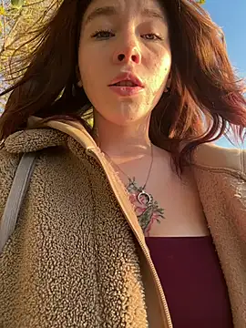 Snapshot of Mimiumuy chatting on October 1, 2025, 2:23 pm Mimiumuy online show from October 1, 2025, 2:23 pm