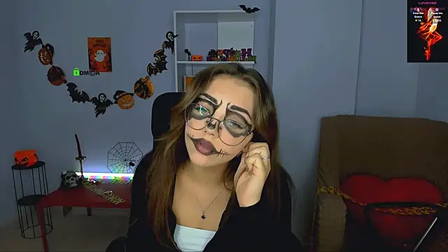 Snapshot of keylas_moan chatting on October 31, 2025, 10:27 am keylas moan online show from October 31, 2025, 10:27 am