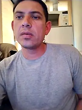 Az-09Ga online show from April 20, 2026, 4:43 pm