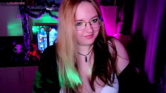 ZayaRush online show from December 4, 2025, 12:58 pm