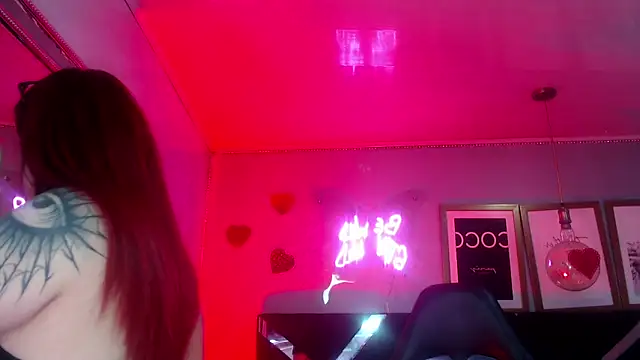 Snapshot of Red_Bunny_v chatting on May 27, 2026, 1:08 pm Red Bunny v online show from May 27, 2026, 1:08 pm