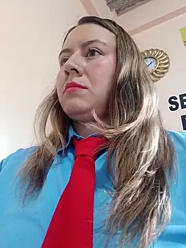 Snapshot of Hannah-colx chatting on April 21, 2026, 7:06 pm Hannah-colx online show from April 21, 2026, 7:06 pm