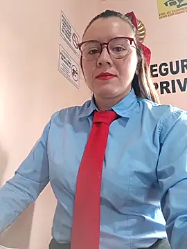 Snapshot of Hannah-colx chatting on April 22, 2026, 1:12 pm Hannah-colx online show from April 22, 2026, 1:12 pm
