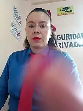 Snapshot of Hannah-colx chatting on April 28, 2026, 6:46 pm Hannah-colx online show from April 28, 2026, 6:46 pm