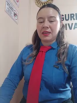 Snapshot of Hannah-colx chatting on May 24, 2026, 3:50 pm Hannah-colx online show from May 24, 2026, 3:50 pm