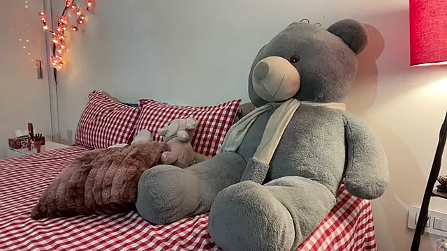 Snapshot of fairy_hot_ chatting on May 27, 2026, 6:05 pm fairy hot online show from May 27, 2026, 6:05 pm