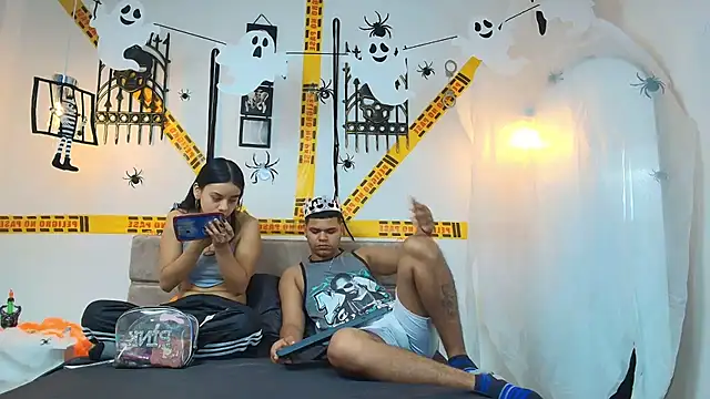 Snapshot of DannySamm chatting on November 1, 2025, 12:29 pm DannySamm online show from November 1, 2025, 12:29 pm