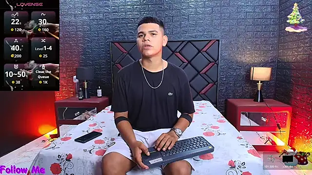 Snapshot of DannySamm chatting on December 14, 2025, 3:45 am DannySamm online show from December 14, 2025, 3:45 am