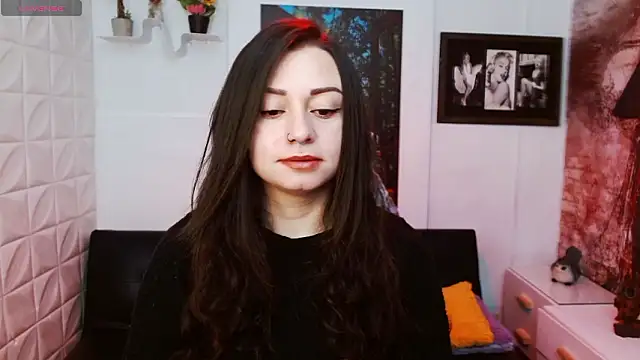 Eva Roussell online show from March 25, 2026, 2:12 pm