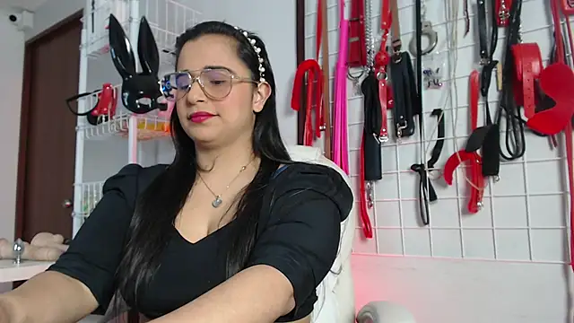  adahara queen online show from December 2, 2025, 3:56 am