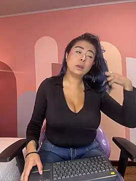 Snapshot of ValeryBoobs1 chatting on April 17, 2026, 1:03 pm ValeryBoobs1 online show from April 17, 2026, 1:03 pm