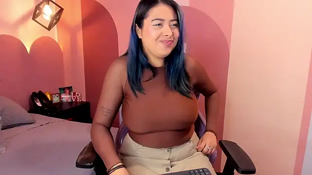 Snapshot of ValeryBoobs1 chatting on May 21, 2026, 1:07 pm ValeryBoobs1 online show from May 21, 2026, 1:07 pm