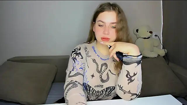 Snapshot of yourgem__ chatting on May 1, 2026, 3:00 am yourgem online show from May 1, 2026, 3:00 am