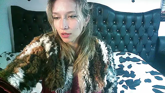 Snapshot of Licethf00x chatting on September 15, 2025, 2:00 am Licethf00x online show from September 15, 2025, 2:00 am