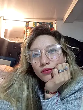 Licethf00x online show from November 3, 2025, 4:14 am