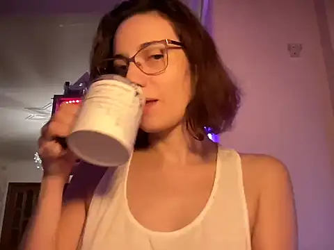 Tomiriss online show from September 11, 2025, 11:27 pm