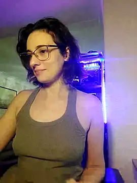 Tomiriss online show from September 12, 2025, 9:59 pm