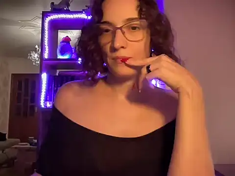 Tomiriss online show from September 16, 2025, 12:22 am